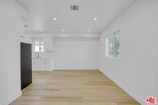 618 E 28th Street, Los Angeles, CA 90011