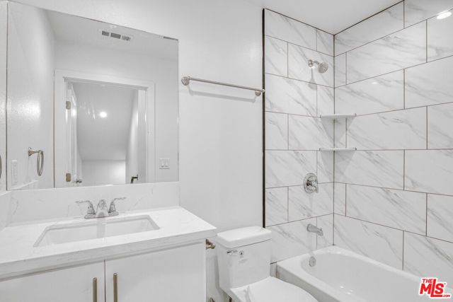 618 E 28th Street, Los Angeles, CA 90011