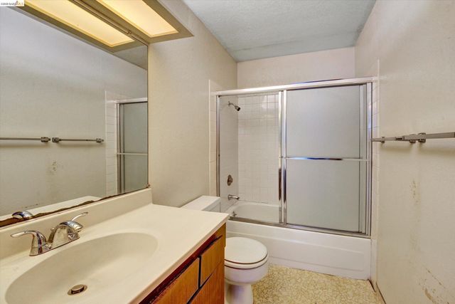 555 Pierce St 520, Albany, CA 94706