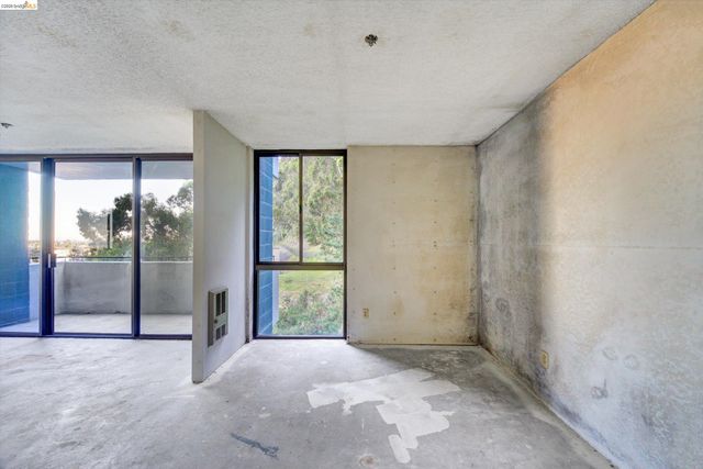 555 Pierce St 520, Albany, CA 94706