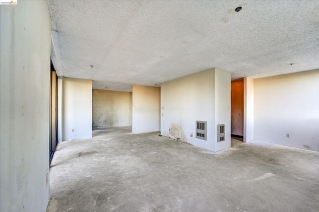 555 Pierce St 520, Albany, CA 94706