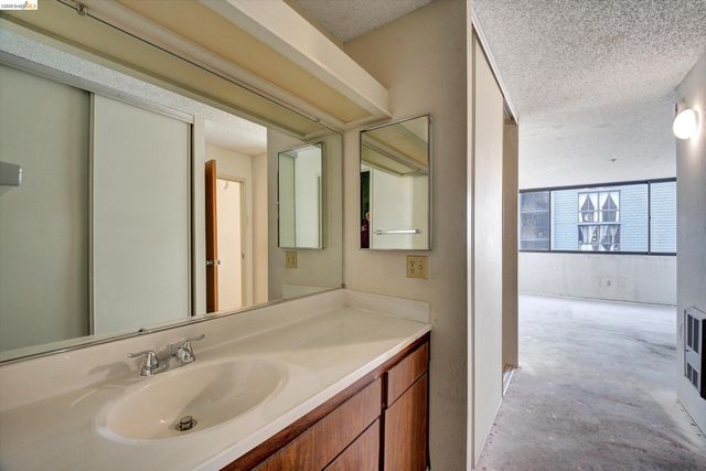 555 Pierce St 520, Albany, CA 94706