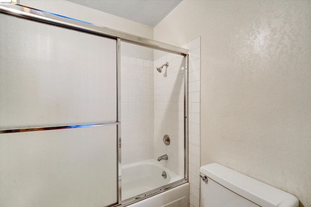 555 Pierce St 520, Albany, CA 94706