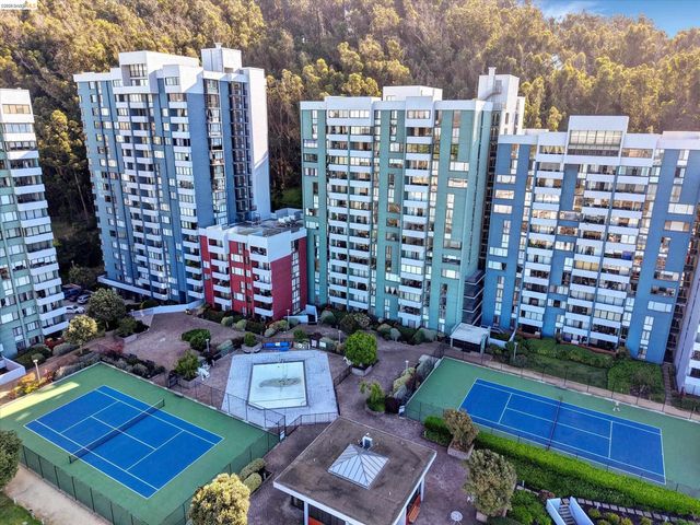 555 Pierce St 520, Albany, CA 94706