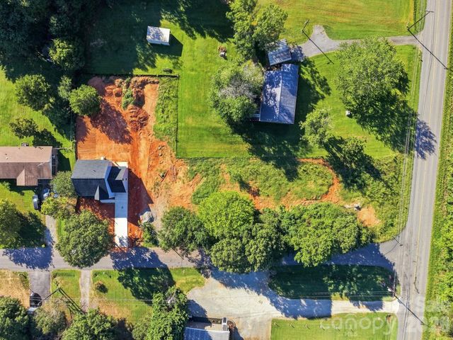 110 Oakhill Street, Iron Station, NC 28080
