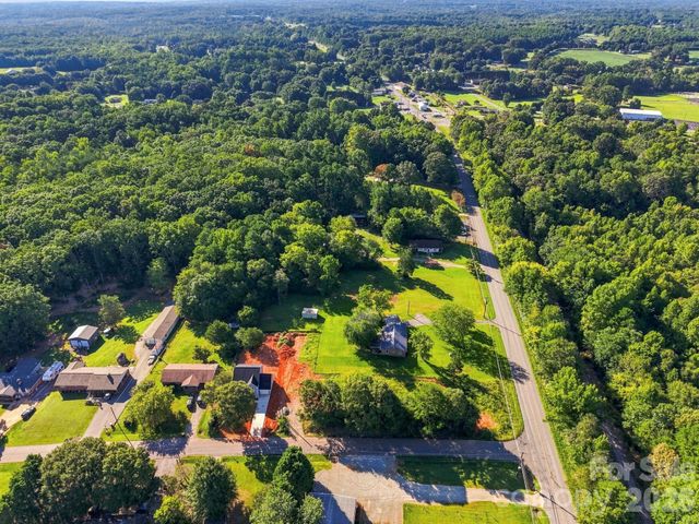 110 Oakhill Street, Iron Station, NC 28080
