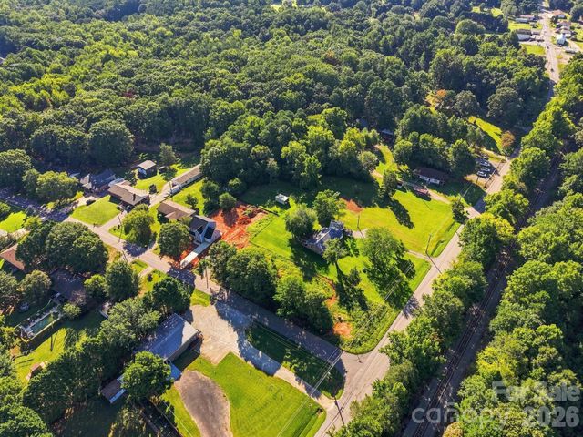 110 Oakhill Street, Iron Station, NC 28080