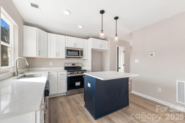 110 Oakhill Street, Iron Station, NC 28080