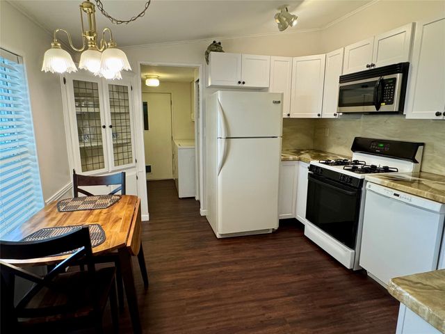 8240 BRIERCREST Drive, Erie, PA 16509