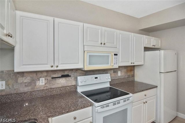 6400 Aragon WAY 108, Fort Myers, FL 33966