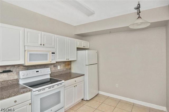 6400 Aragon WAY 108, Fort Myers, FL 33966