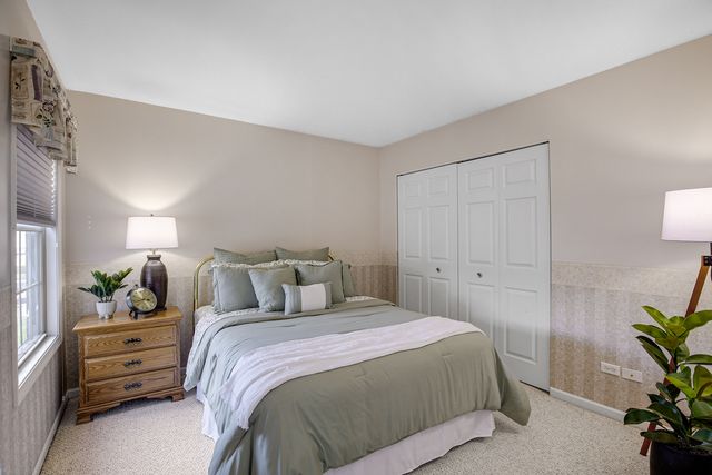 4 Corinth Court, Tinley Park, IL 60477