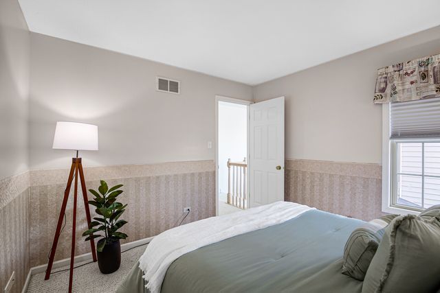 4 Corinth Court, Tinley Park, IL 60477