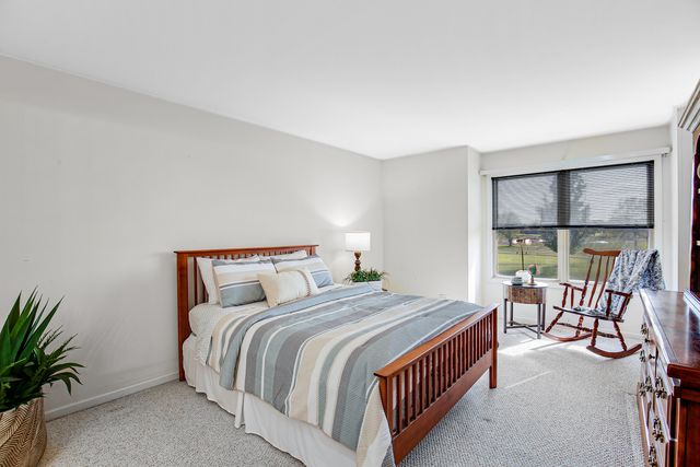 4 Corinth Court, Tinley Park, IL 60477