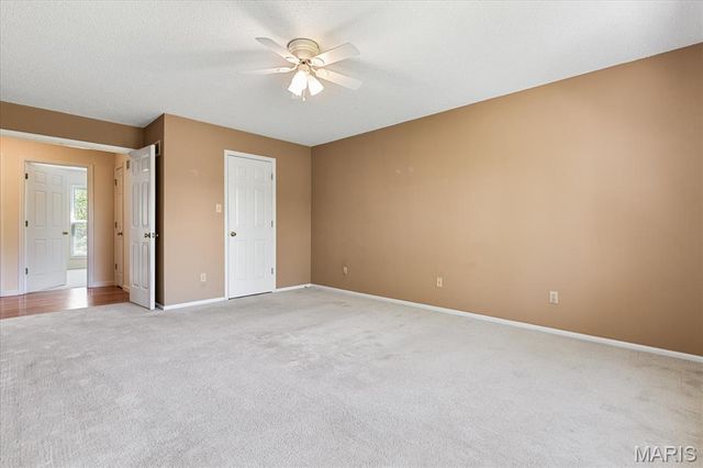 30 Richland Court, St Charles, MO 63304