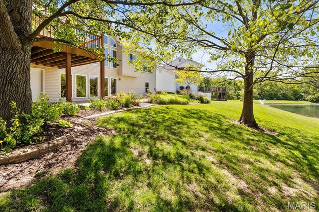 30 Richland Court, St Charles, MO 63304