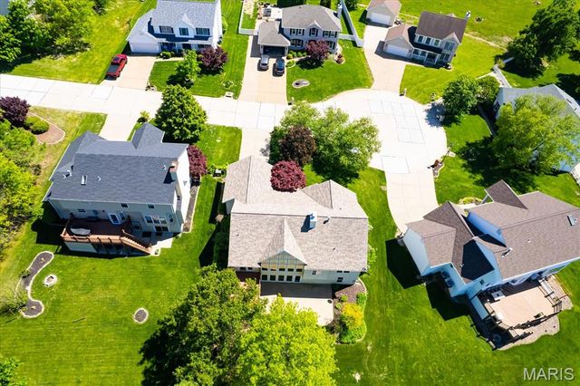 30 Richland Court, St Charles, MO 63304