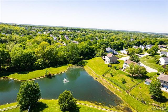 30 Richland Court, St Charles, MO 63304