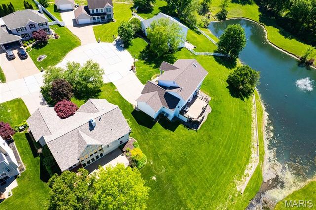 30 Richland Court, St Charles, MO 63304