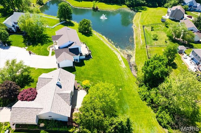 30 Richland Court, St Charles, MO 63304