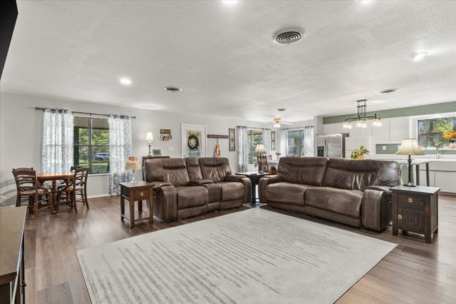 230 Rs County Road 1491, Point, TX 75472