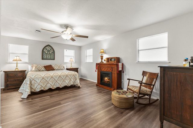 230 Rs County Road 1491, Point, TX 75472