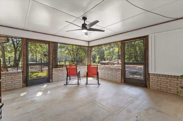 230 Rs County Road 1491, Point, TX 75472