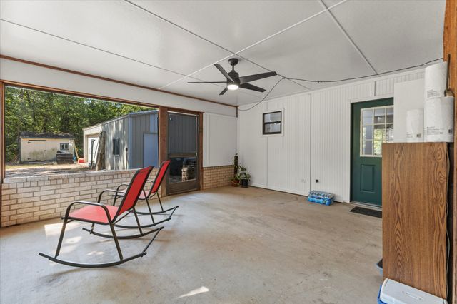 230 Rs County Road 1491, Point, TX 75472