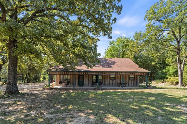 230 Rs County Road 1491, Point, TX 75472