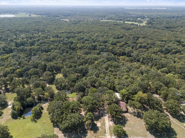 230 Rs County Road 1491, Point, TX 75472