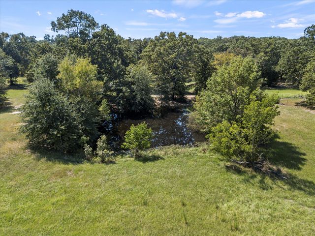 230 Rs County Road 1491, Point, TX 75472