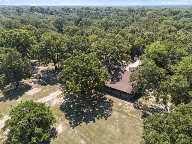 230 Rs County Road 1491, Point, TX 75472