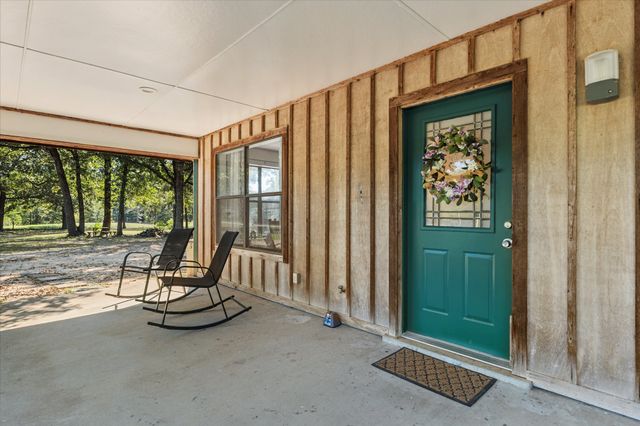 230 Rs County Road 1491, Point, TX 75472