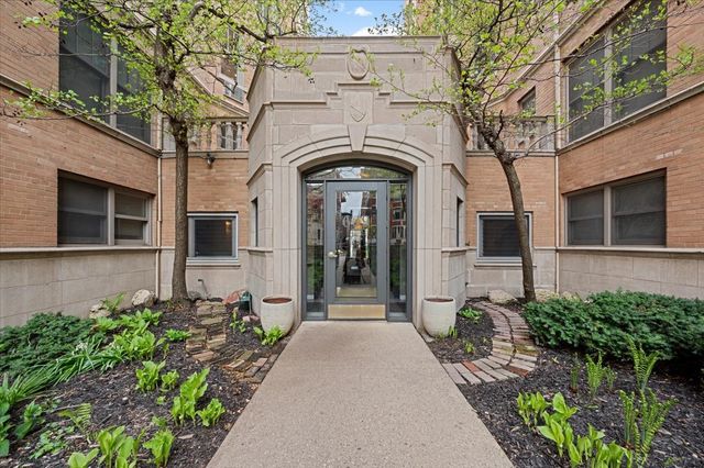 609 W Stratford Place 3B, Chicago, IL 60657