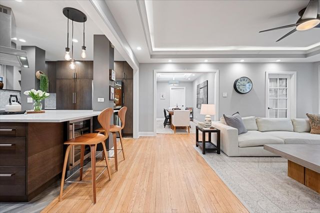 609 W Stratford Place 3B, Chicago, IL 60657