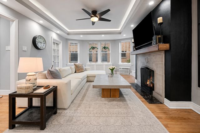 609 W Stratford Place 3B, Chicago, IL 60657