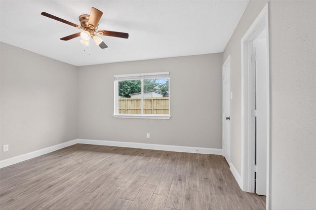 9626 Desert Flower Lane, Houston, TX 77086
