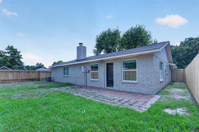 9626 Desert Flower Lane, Houston, TX 77086