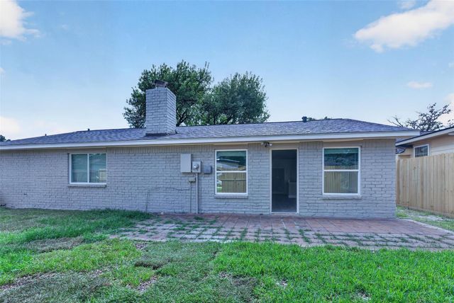 9626 Desert Flower Lane, Houston, TX 77086