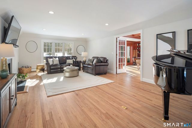 295 Brushy Ridge Road, New Canaan, CT 06840