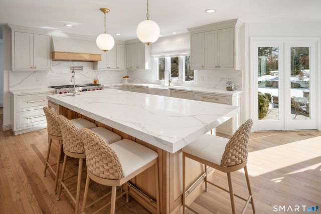 295 Brushy Ridge Road, New Canaan, CT 06840