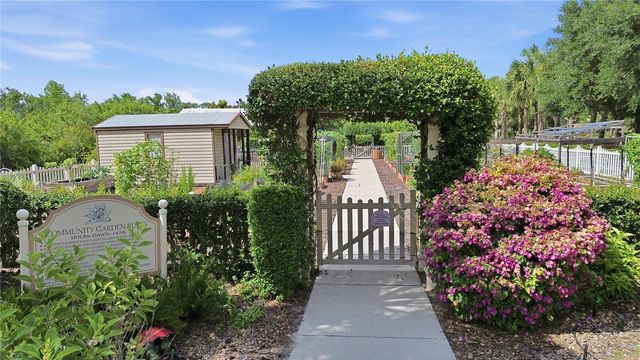16120 CEDAR KEY DRIVE, Wimauma, FL 33598