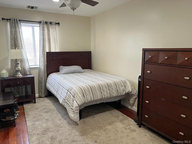 1790 Front Street 21, East Meadow, NY 11554