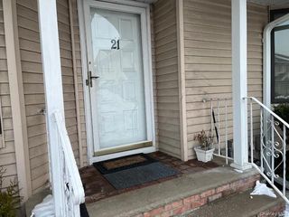 1790 Front Street 21, East Meadow, NY 11554
