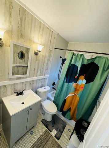 9359 Otsego Street, Detroit, MI 48204