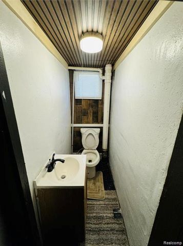 9359 Otsego Street, Detroit, MI 48204