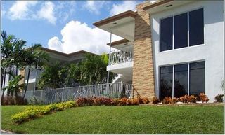 7422 NE 6th Court 7422, Miami, FL 33138