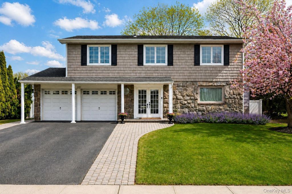 22 Delaware Avenue, Jericho, NY 11753