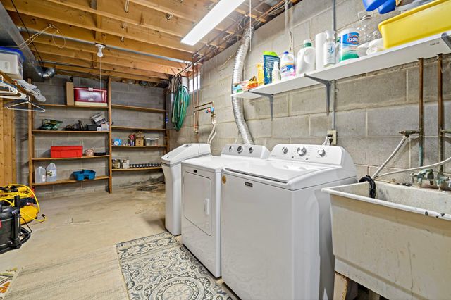 1584 Lancaster Lane, Eagan, MN 55122