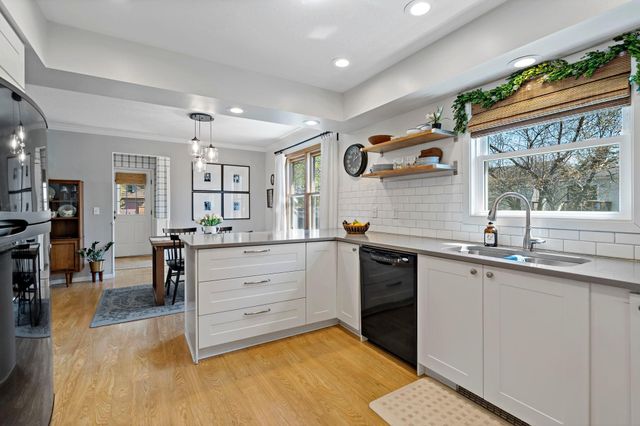 1584 Lancaster Lane, Eagan, MN 55122